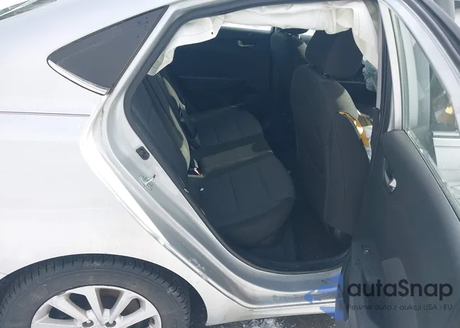 3KPC24A33KE038601: 43987769