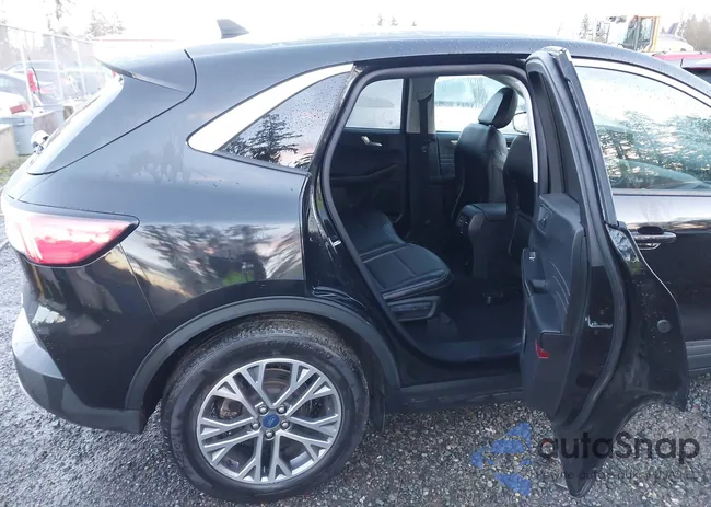 1FMCU9CZ2NUA95043: 43987837