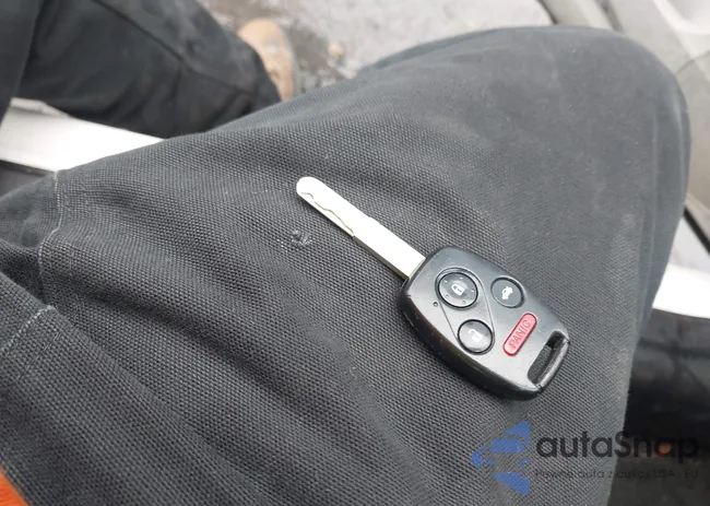 2HGFG3B58CH566909: 43987841