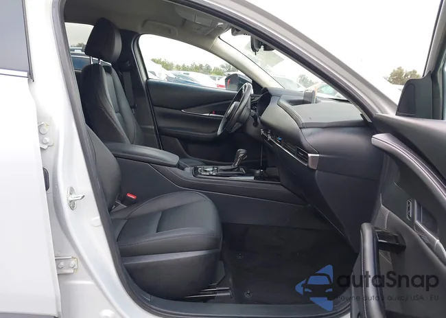 3MVDMBBM3RM711783: 43987917