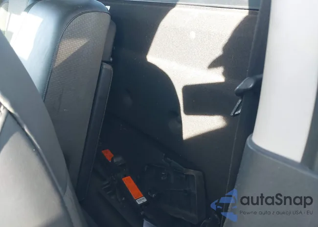 1N6AA1R70HN514918: 43987924