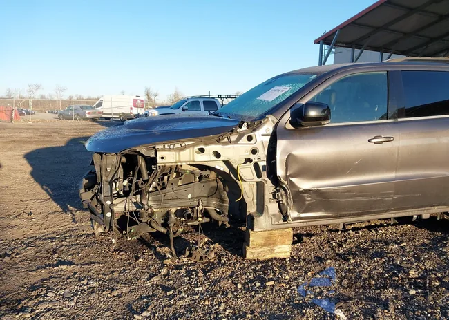 1C4RDJDG4JC385796: 43987939