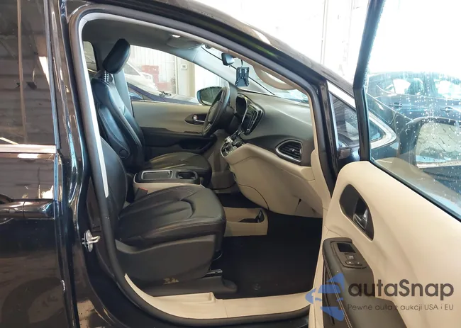 2C4RC1BG7PR532344: 43987999