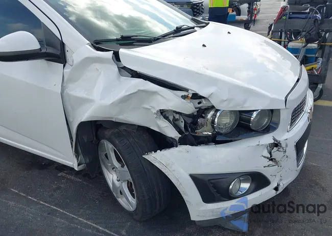 1G1JE6SB5G4158787: 43988043