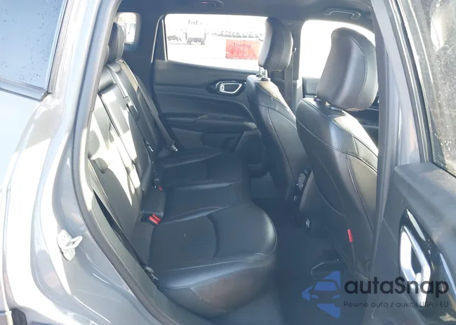 3C4NJDDN3PT566747: 43988049