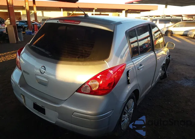 3N1BC13E39L423820: 43988063