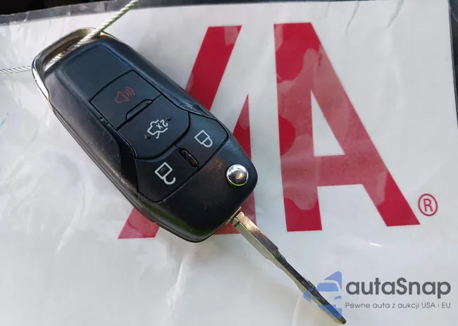 3FA6P0H76ER318659: 43988137