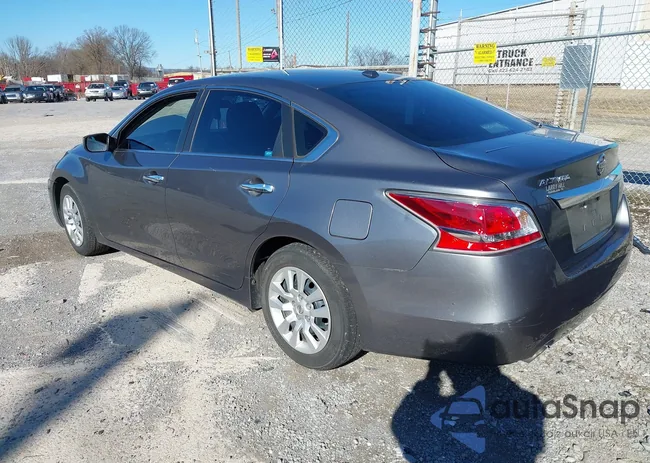 1N4AL3AP3FC442860: 43988170