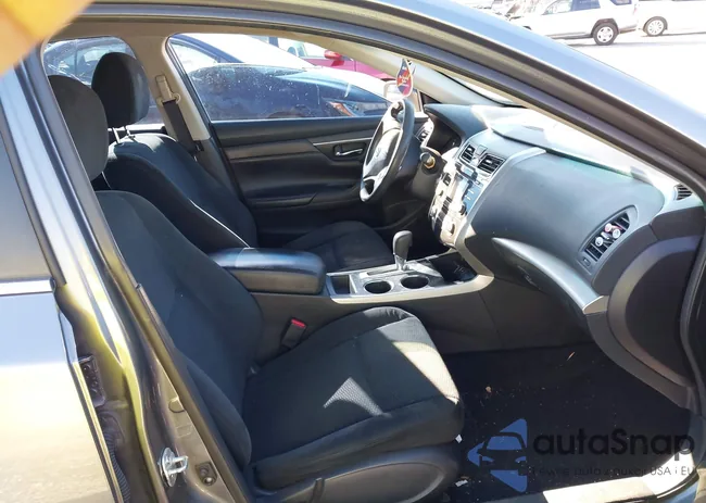 1N4AL3AP3FC442860: 43988170