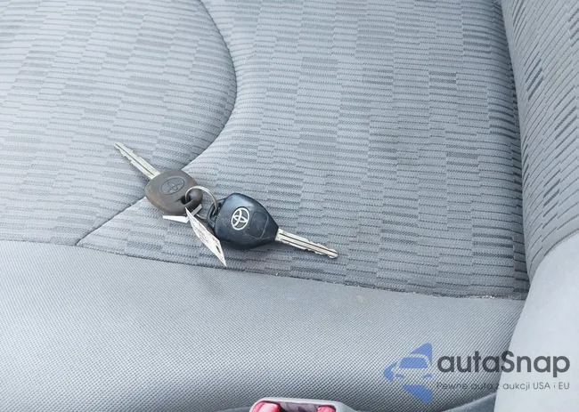 2T3BF4DV6AW061063: 43988210