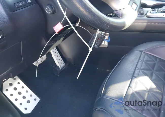 2T2BGMCA9JC028043: 43988232