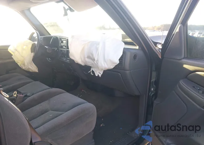 1GCHK29255E341174: 43988250