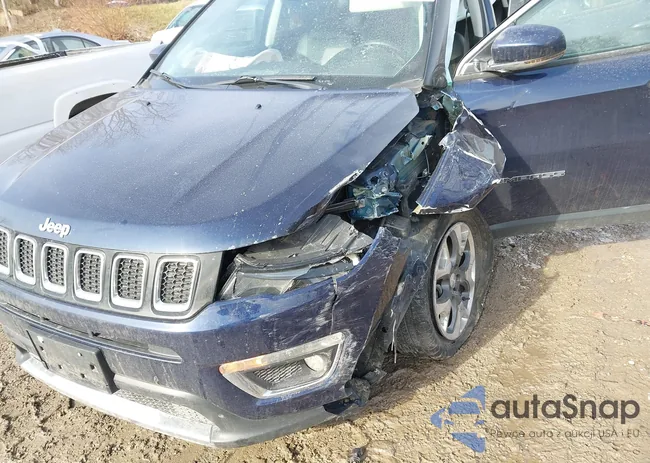 3C4NJDCB4JT245752: 43987339