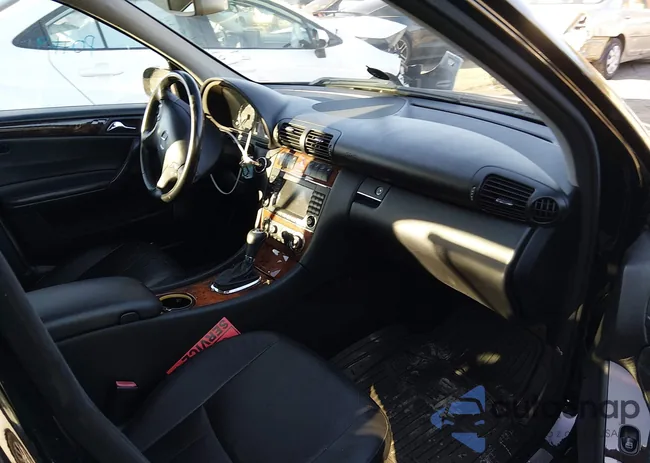 WDBRF87JX6F763067: 43987686