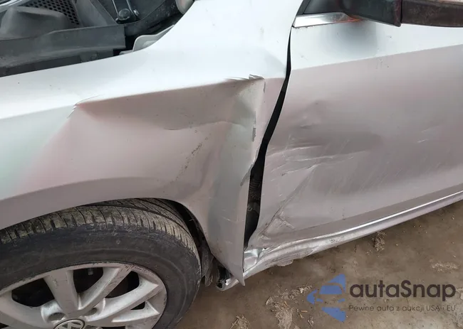 3VWD07AJ5EM238686: 43988698