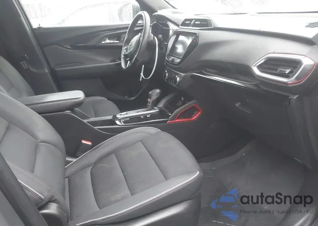 KL79MUSL7PB064574: 43988705