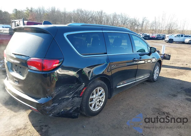 2C4RC1BG8LR106480: 43988780