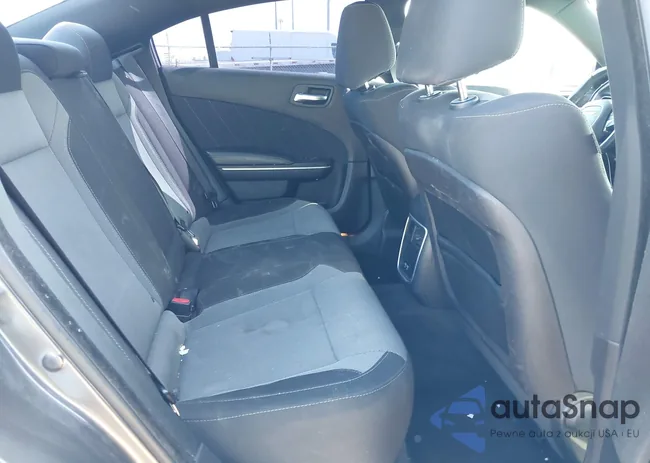 2C3CDXCT2GH110235: 43988871