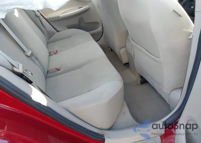 2T1BU4EE6BC729105: 43988892