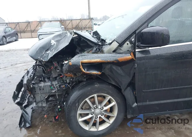 2C4RDGCG2ER227698: 43988926