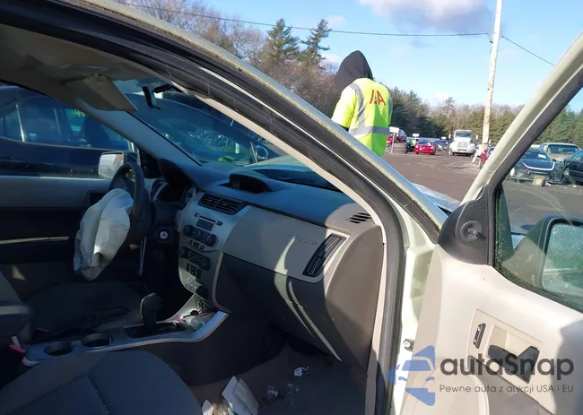 1FAHP3EN1BW123848: 43989015