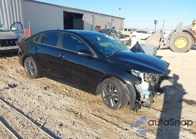 3KPF34AD5ME404774: 43989079