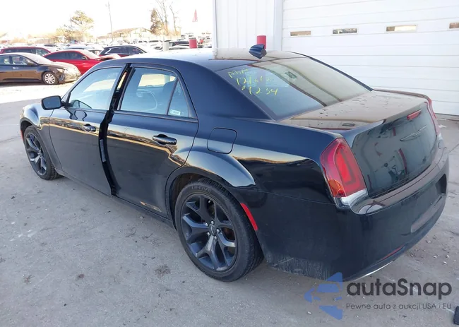 2C3CCAGG0GH311354: 43989142