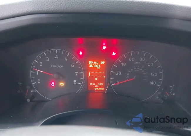 1N6AF0LY4GN814733: 43989252