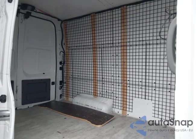 1N6AF0LY4GN814733: 43989252