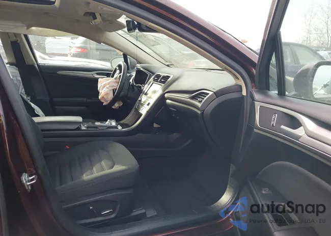 3FA6P0LU4KR129727: 43988317