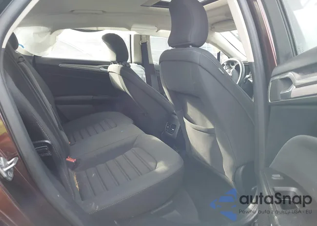 3FA6P0LU4KR129727: 43988317