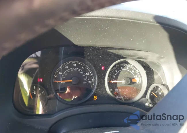 1C4NJPFAXED674880: 43988341