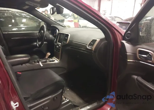 1C4RJFBG1GC399284: 43988357