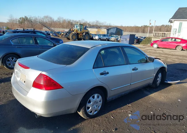 18GCM56156A105667: 43988367