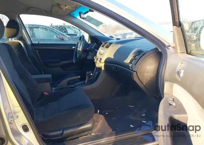 18GCM56156A105667: 43988367