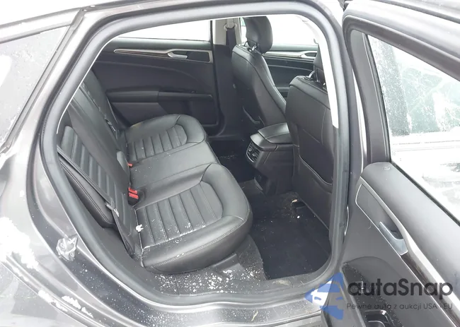 3FA6P0HRXDR384776: 43988380