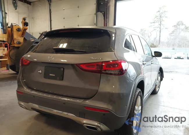 W1N4N4HB8NJ402827: 43988503