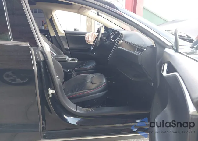 5YJSA1DPXDFP04586: 43988520