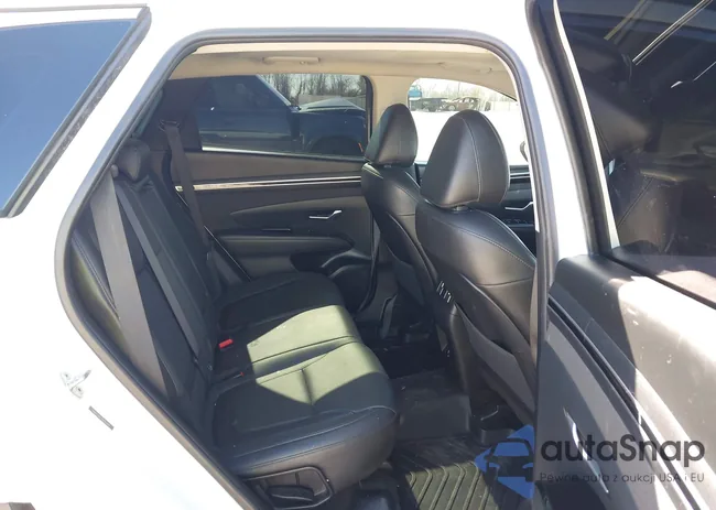 5NMJC3AE5NH153648: 43988557