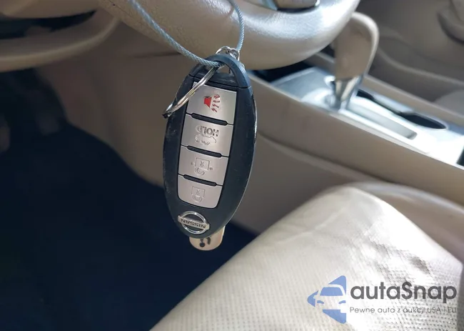 1N4AL3AP7GC117467: 43988564