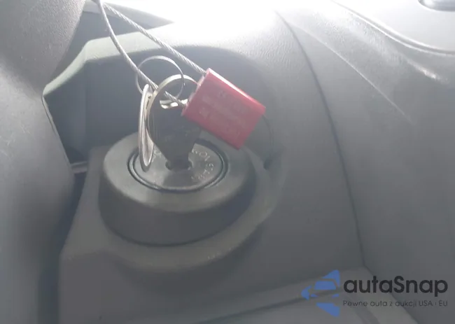 1N6BD0CT4KN711237: 43989734