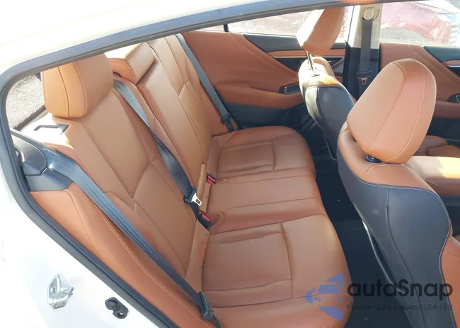 4S3BWGP63M3020239: 43989752