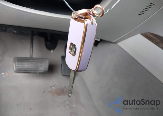 2HNYD2H64AH532760: 43989762