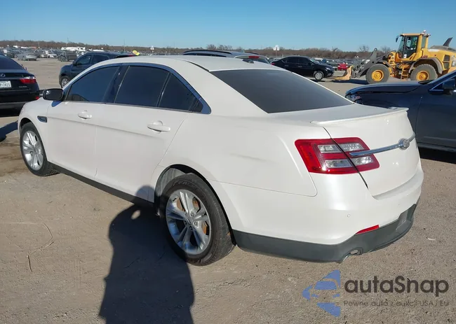 1FAHP2E82FG195677: 43989793