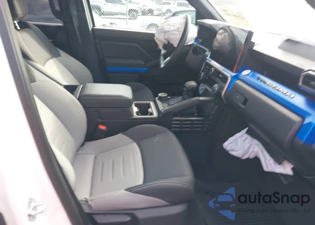 3TMLB5JN3SM090579: 43989795