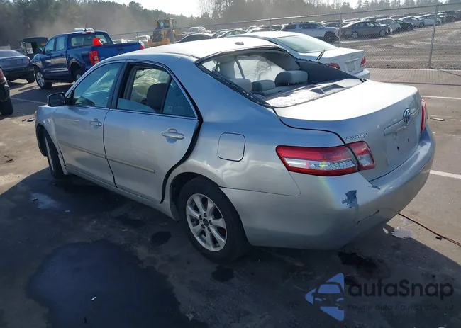 4T1BF3EK3BU731953: 43989812