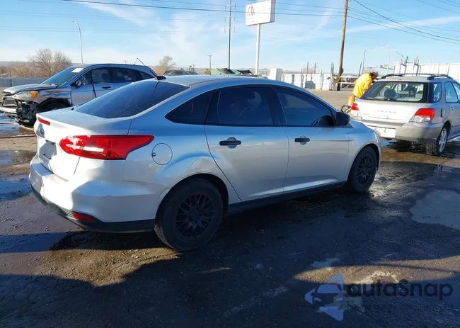 1FADP3E20JL287919: 43989841