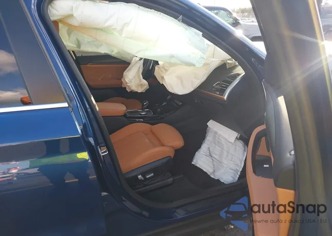 5UX43DP02N9L01828: 43989844