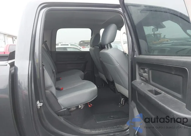 1C6RR7KT1JS222461: 43989867