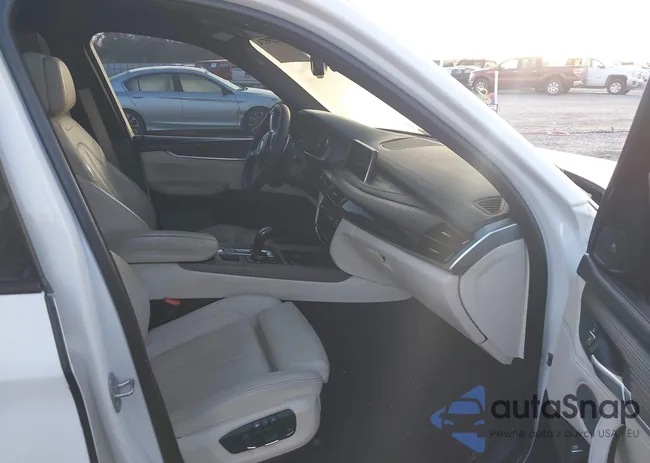 5UXKR6C55F0J78664: 43989874